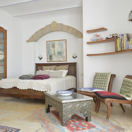 Above The Spring Bed & Breakfast Yerusalem Bagian luar foto